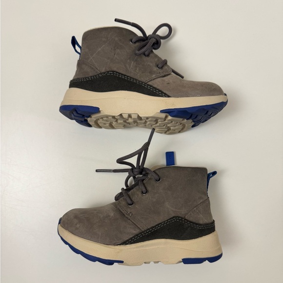 UGG Toddlers’ Canoe III Weather Chukka Boots - Picture 4 of 5